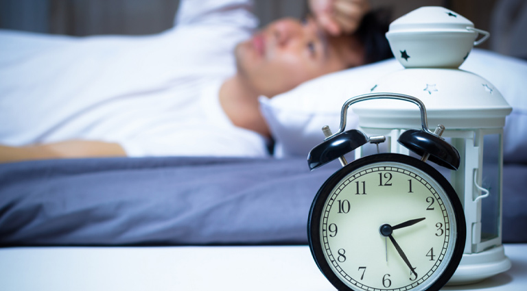 Các vấn đề về giấc ngủ ảnh hưởng đến sự cân bằng hormone và gây ra các vấn đề về cương cứng
