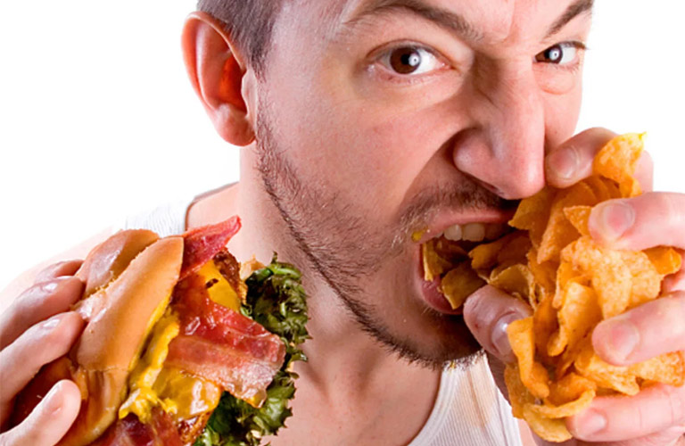 Chế độ ăn không lành mạnh cũng là một trong những nguyên nhân gây bệnh
