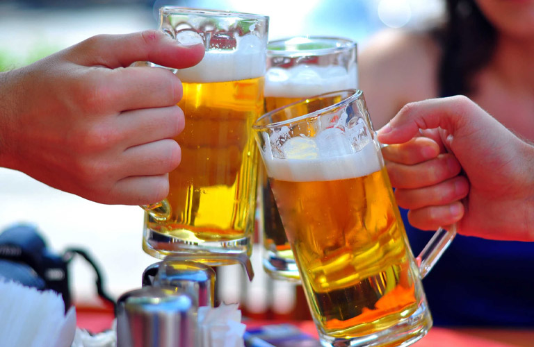 Rượu bia, đồ uống có cồn là kẻ thù số 1 của gan