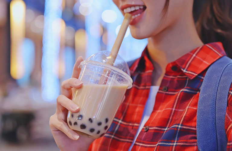 Uống trà sữa gây mất ngủ vì trong đó có chứa caffein