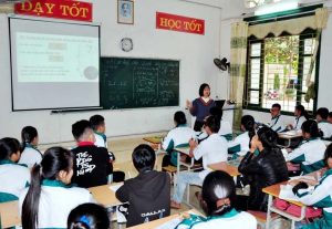 Cho phép trường trung học cơ sở hoạt động giáo dục